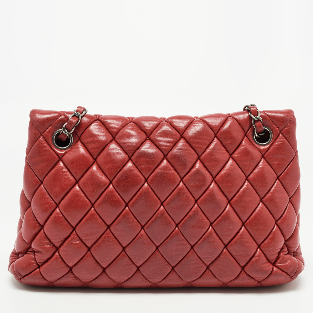 CHANEL Red Bubble Quilted Leather Flap Shoulder Bag - Picture 4 of 8